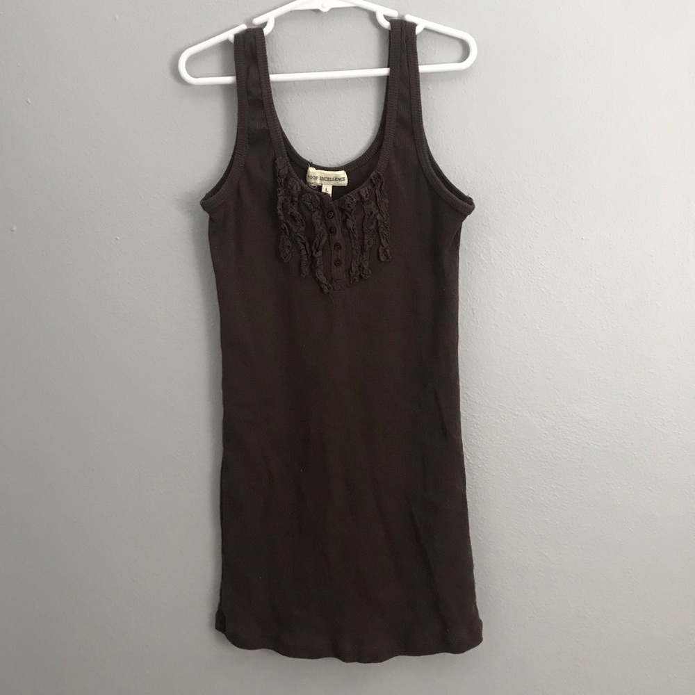 Size: L brown tank top by proof excellence